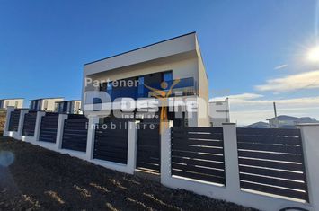Casă - 4 camere de vanzare IASI - Iasi anunturi imobiliare Iasi