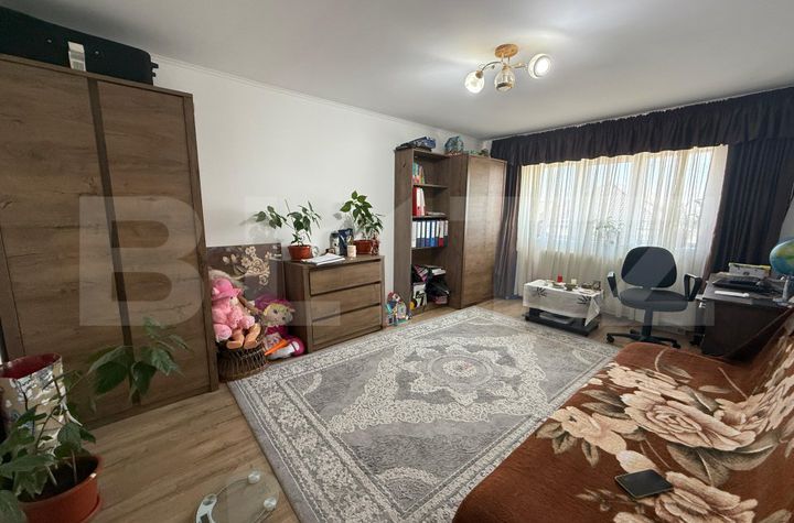 Apartament 3 camere de vanzare SUCEAVA - Suceava anunturi imobiliare Suceava