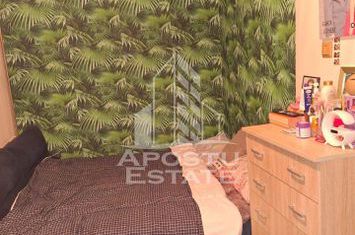 Apartament cu 2 camere, etajul 2, zona Sagului anunturi imobiliare Timis