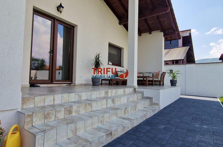 Casă - 4 camere de vanzare CENTRAL - Alba anunturi imobiliare Alba