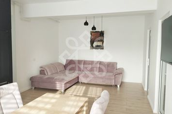 Apartament 3 camere de inchiriat CENTRAL - Bihor anunturi imobiliare Bihor