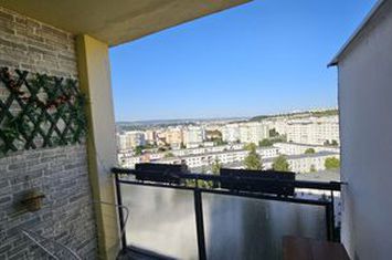Dau in chirie garsoniera pe Parang, manastur! anunturi imobiliare Cluj