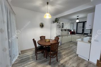 Vilă - 4 camere de vanzare SELIMBAR - Sibiu anunturi imobiliare Sibiu