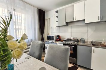 Apartament 3 camere de inchiriat ORADEA - Bihor anunturi imobiliare Bihor