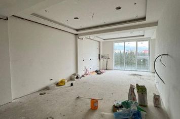 Apartament 3 camere de vanzare RADAUTI - Suceava anunturi imobiliare Suceava