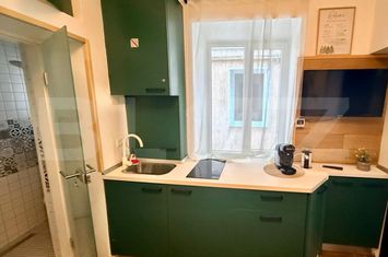Garsonieră de vanzare BRASOV - Brasov anunturi imobiliare Brasov