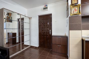 Apartament 2 camere transformat in 3 – Baicului anunturi imobiliare Bucuresti
