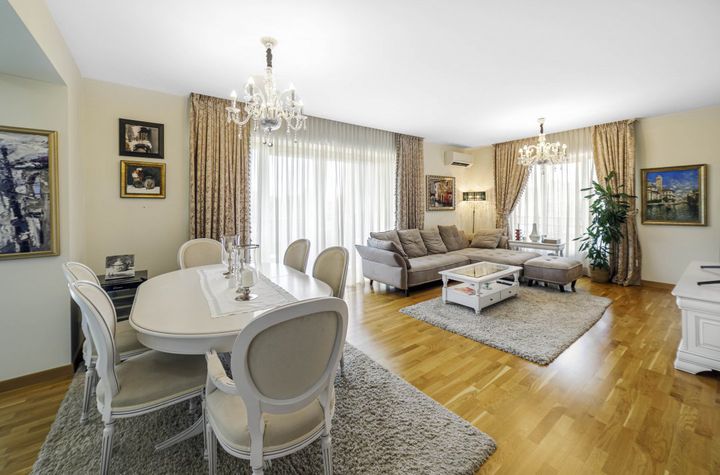 Apartament 3 camere de vanzare DRISTOR - Bucuresti anunturi imobiliare Bucuresti
