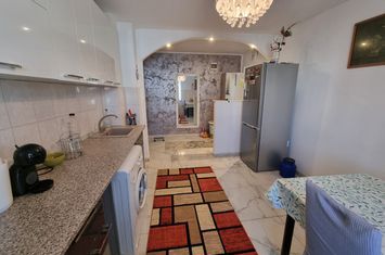 Apartament 2 camere de vanzare BACAU - Bacau anunturi imobiliare Bacau