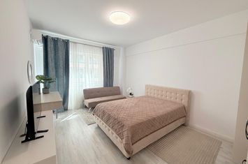 APARTAMENT CU LOC DE PARCARE, DISPONIBIL CU MUTARE IMEDIATA, UNIREA TOWERS anunturi imobiliare Iasi