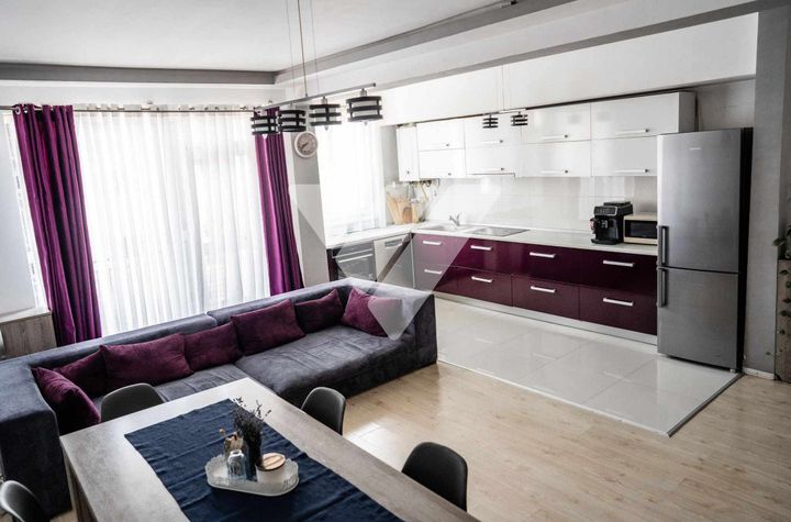 Apartament 3 camere de vanzare SIBIU - Sibiu anunturi imobiliare Sibiu