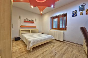 Vilă - 17 camere de vanzare EFORIE NORD - Constanta anunturi imobiliare Constanta