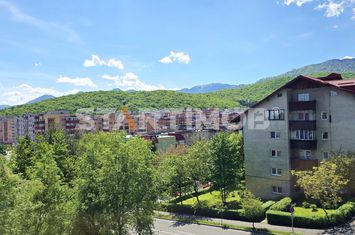 Apartament mobilat si renovat Racadau anunturi imobiliare Brasov