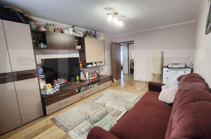 Apartament 3 camere de vanzare TARGU MURES - Mures anunturi imobiliare Mures