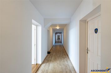 Spațiu comercial de inchiriat PERIFERIE - Covasna anunturi imobiliare Covasna