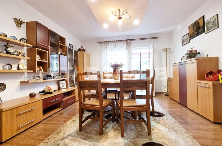 Casa Ghimbav zona de vile noi anunturi imobiliare Brasov