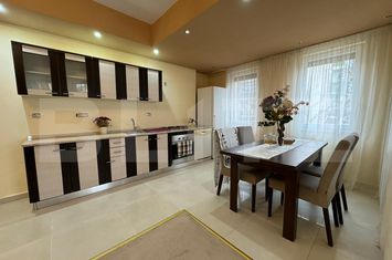 Apartament 2 camere de vanzare ROGERIUS - Bihor anunturi imobiliare Bihor