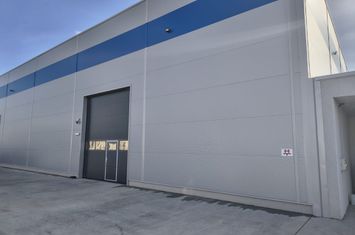 Hală industrială nouă, 2 000 mp. 3,5 Euro + TVA/lună/mp. Comision 0 anunturi imobiliare Bihor