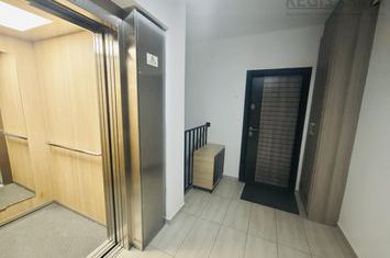 Apartament 3 camere de vanzare TRACTORUL - Brasov anunturi imobiliare Brasov
