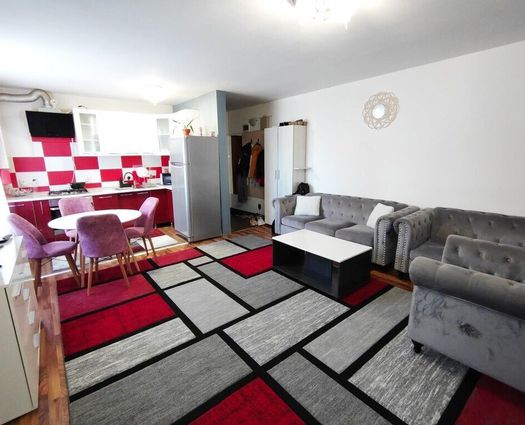 Apartament 3 camere Floresti, 63 mp