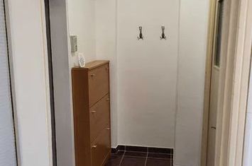 Garsonieră de inchiriat BRASOV - Brasov anunturi imobiliare Brasov