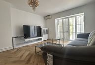 650.000 €, Vilă