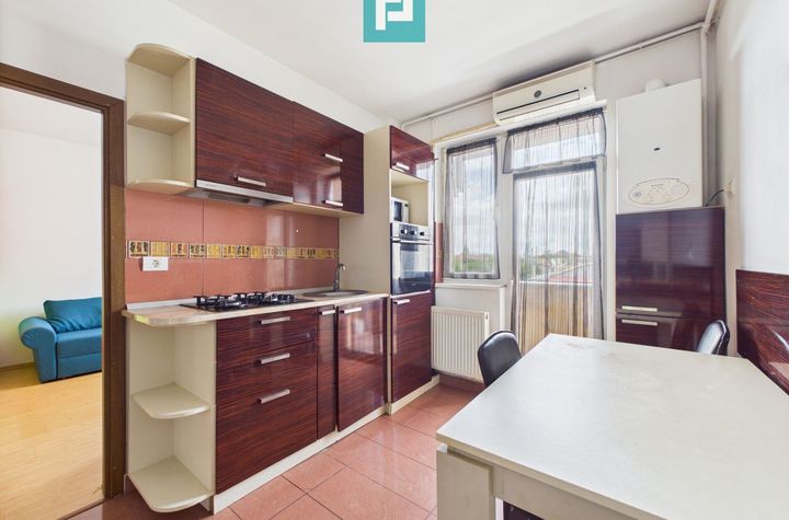 Apartament 2 camere, etaj 1, zonă de interes anunturi imobiliare Arad
