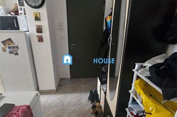 Apartament 2 camere de vanzare EST - Brasov anunturi imobiliare Brasov