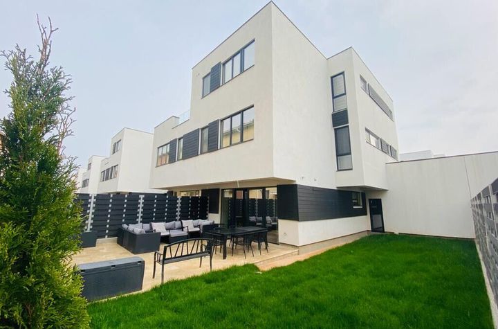 7-room villa, complex with swimming pool, Pipera, American School anunturi imobiliare Bucuresti