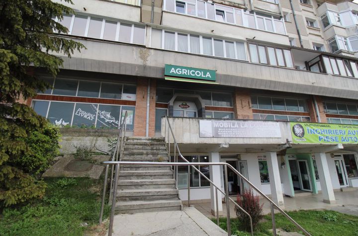 Birou de vanzare PIATRA NEAMT - Neamt anunturi imobiliare Neamt