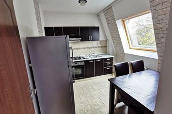 Apartament 2 camere de inchiriat CENTRUL CIVIC - Brasov anunturi imobiliare Brasov