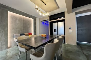 Apartament 5 camere de vanzare MAMAIA - Constanta anunturi imobiliare Constanta