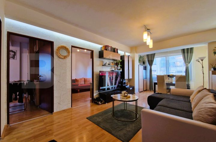 Apartament 3 camere de vanzare CLUJ-NAPOCA - Cluj anunturi imobiliare Cluj