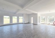 800 €, Casă
