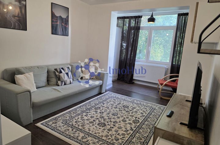 Apartament cu 3 camere, etaj 2, Alexandru cel Bun, 550 euro anunturi imobiliare Iasi