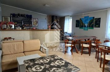 Casa cu camere de inchiriat, de vanzare, 0% comision de la cumparator. anunturi imobiliare Arad