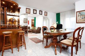 Apartament 3 camere de inchiriat P-TA VICTORIEI - Bucuresti anunturi imobiliare Bucuresti