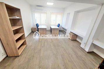 Spatii birouri,recent renovate si mobilate anunturi imobiliare Mures