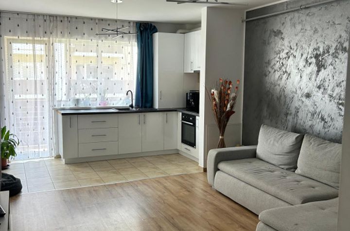 Garsonieră de vanzare BRASOV - Brasov anunturi imobiliare Brasov