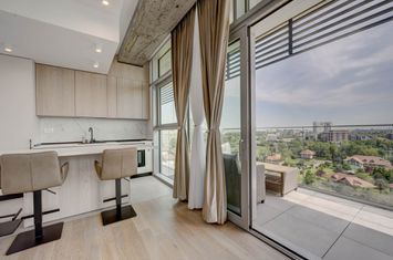 Inchiriere 3 camere Floreasca | Up-site | Loc parcare + Boxa anunturi imobiliare Bucuresti