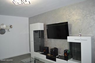Apartament 3 camere de închiriat Arges - Nord