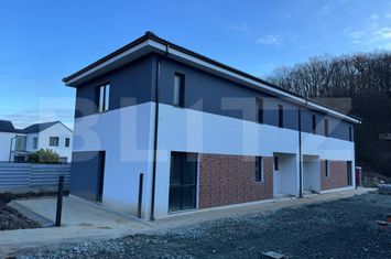 Vilă - 4 camere de vanzare FLORESTI - Cluj anunturi imobiliare Cluj