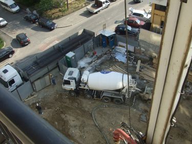 Capitala: câte blocuri încap  într-un metru pătrat