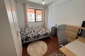 Cartierul Latin 3 camere P/4 Centrala 78mp anunturi imobiliare Bucuresti