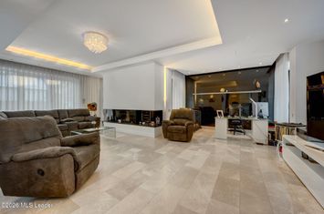 CORBEANCA - ROSE GARDEN, VILA 500 MP, LOT 1100 MP, LA CHEIE! anunturi imobiliare Bucuresti