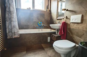 Apartament 3 camere de vanzare AVANTGARDEN - Brasov anunturi imobiliare Brasov