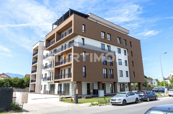 Apartament 3 camere Coresi cu parcare subterana anunturi imobiliare Brasov