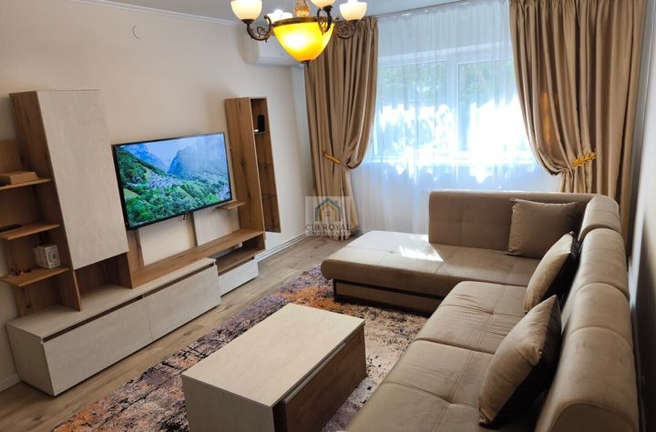 Inchiriez apartament 3 camere zona Aviatiei, Str. Smaranda Braescu, TOTUL NOU, PRIMA INCHIRIERE dupa renovarea completa,la 5 minute metrou Aurel Vlaicu, centrala termica, alarma. anunturi imobiliare Bucuresti