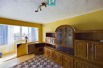 Apartament 3 camere de inchiriat AUREL VLAICU - Arad anunturi imobiliare Arad
