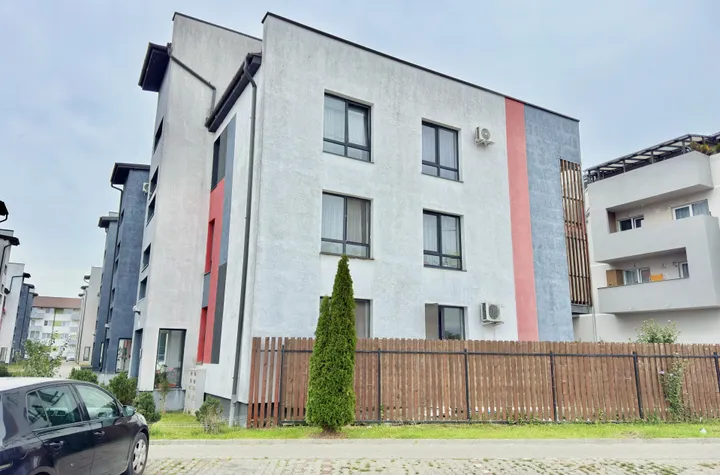 Apartament 3 camere de vanzare SIBIU - Sibiu anunturi imobiliare Sibiu